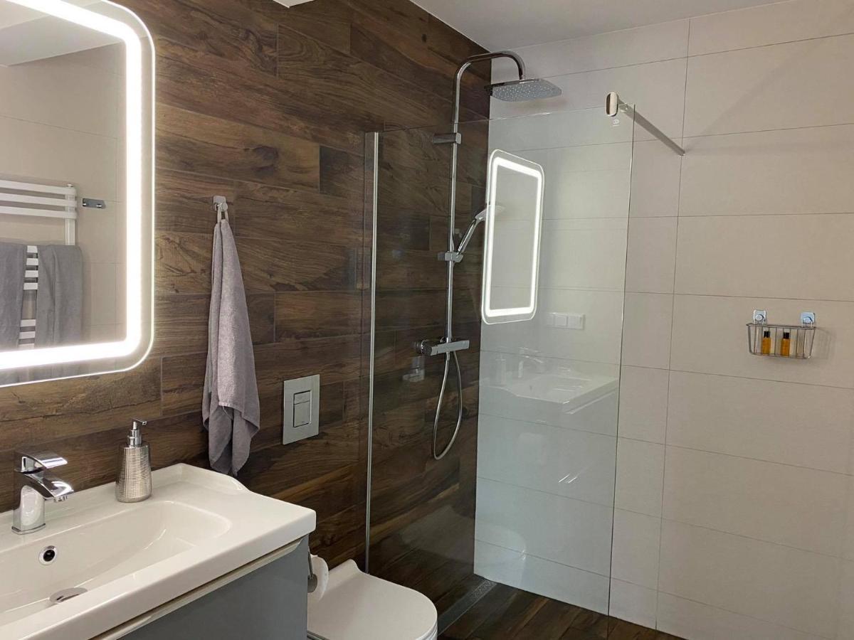 Apartament Moniuszki 乔左维尔考普尔斯基 外观 照片